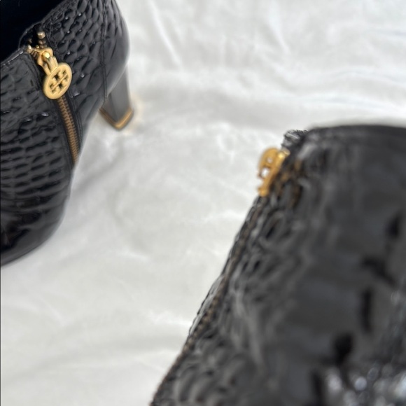 TORY BURCH BOOTIES | SIZE 6 | Elegant Black Ankle Boots | Leather - Picture 12 of 15